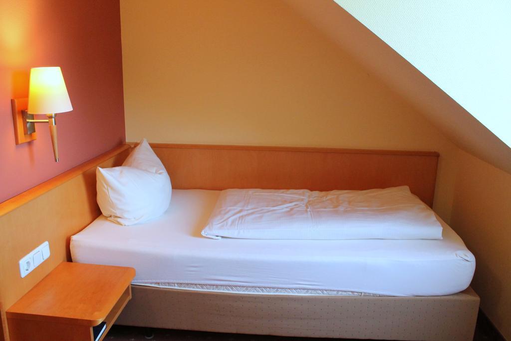 Hotel Und Restaurant Eurohof Duisburg Dış mekan fotoğraf