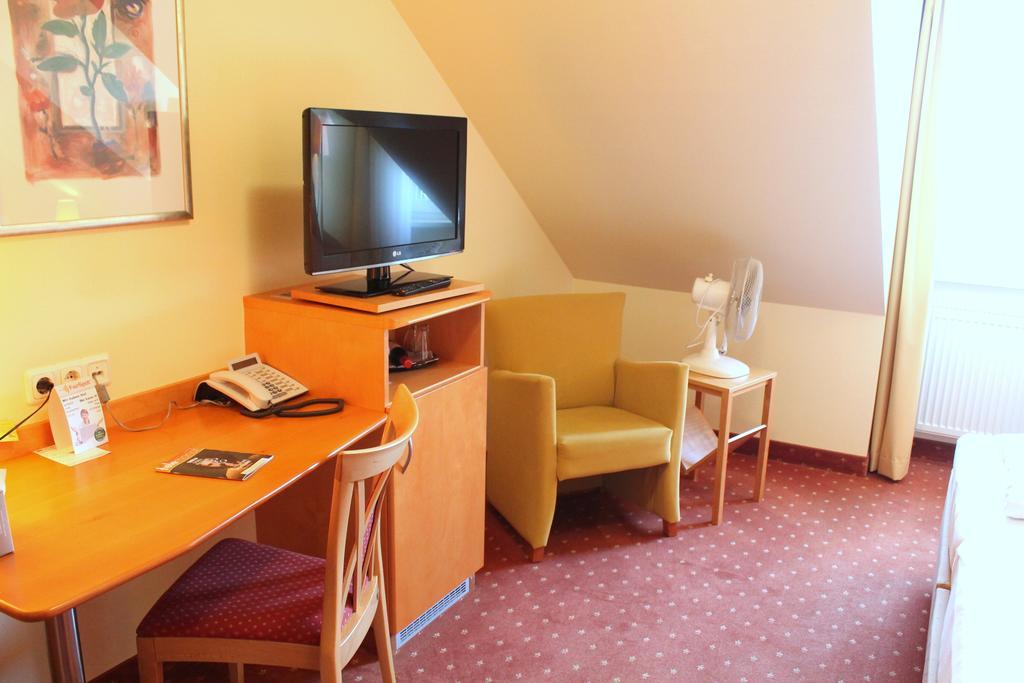 Hotel Und Restaurant Eurohof Duisburg Dış mekan fotoğraf