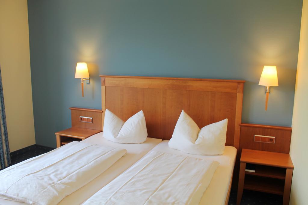 Hotel Und Restaurant Eurohof Duisburg Dış mekan fotoğraf